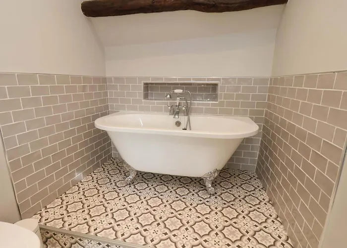 Dove بيت للعطل ويتبي