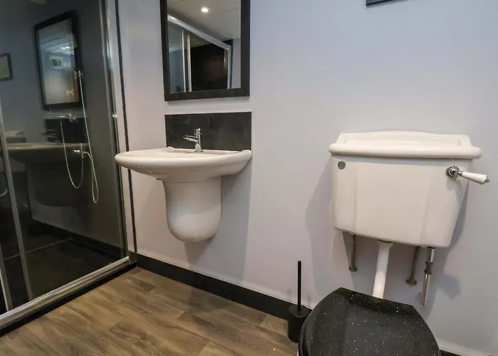 بيت للعطل Dove ويتبي